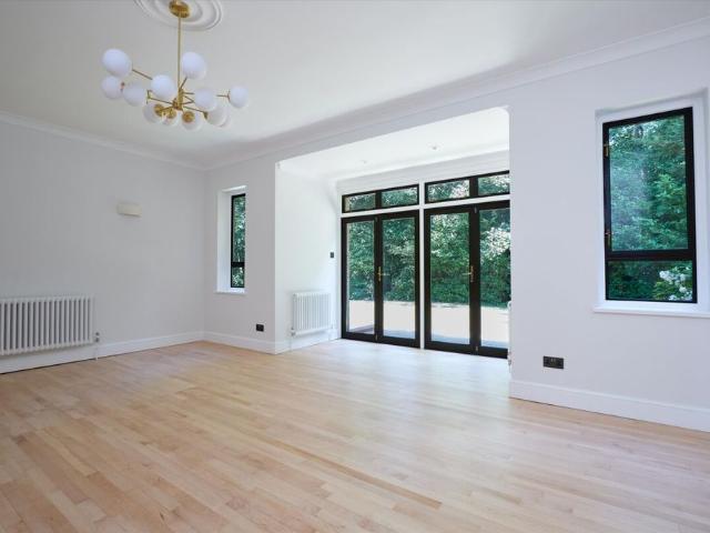 An exceptional detached family home situated in one of Kingston's most sought after private roads