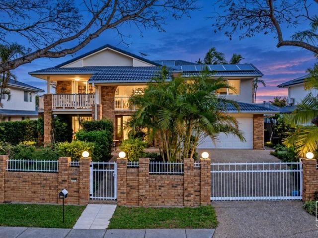 An Exceptional Executive Family Residence in the Heart of Westlake's Premier Riverside Precinct