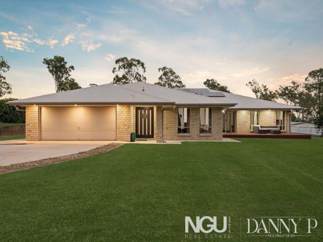 AN EXCEPTIONAL FAMILY ESTATE WITH POOL, SHED & DUAL LIVING POTENTIAL
