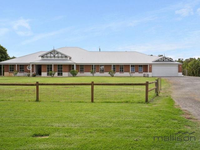 An Exceptional Family Retreat Where Space, Style & Lifestyle Converge