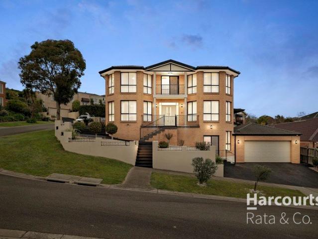 An Exceptional Family Residence of Scale, Sophistication & Timeless Appeal