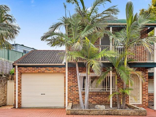 An Exceptional Flinders Find with Outdoor Living to Impress