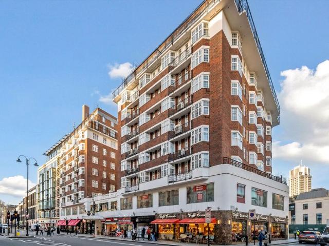 An exceptional opportunity to reside in an outstanding contemporary townhouse in the heart of Knightsbridge