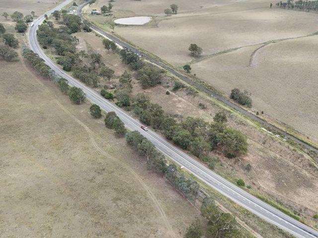 An exceptional opportunity to secure 5.02 hectares in the heart of Murulla, offering space, exposure, and rural charm