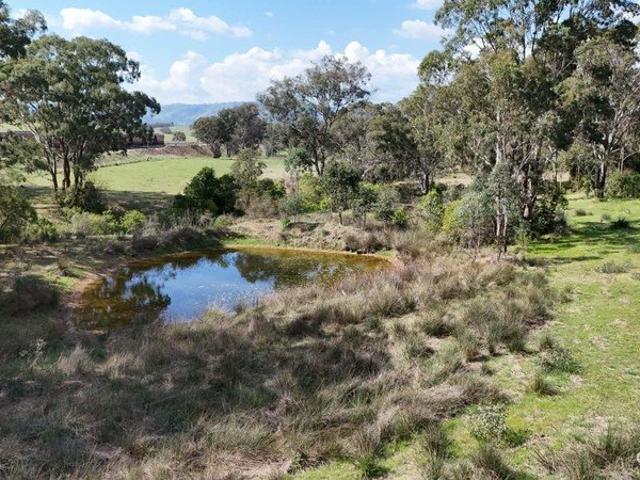 An exceptional opportunity to secure 5.02 hectares in the heart of Murulla, offering space, exposure, and rural charm