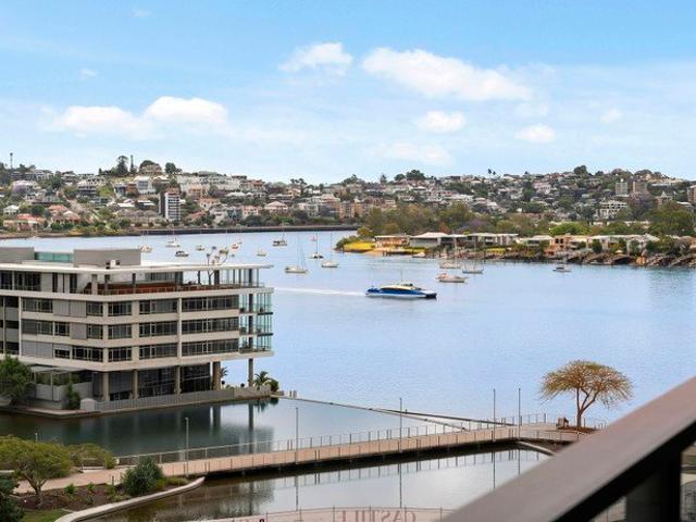 An Exceptional Riverside Address Defined by Space, Style and Sophistication