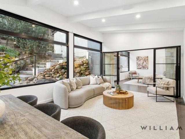 AN EXCEPTIONAL STATEMENT OF LUXURY, DESIGN AND ADELAIDE HILLS LIFESTYLE