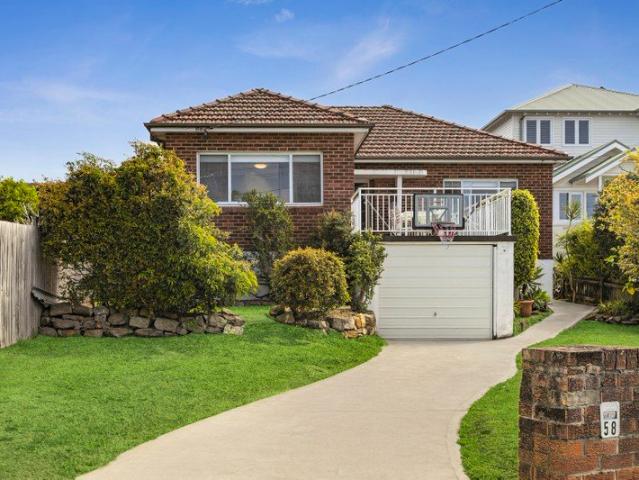 An Exciting Opportunity in a Sought After Freshwater Setting