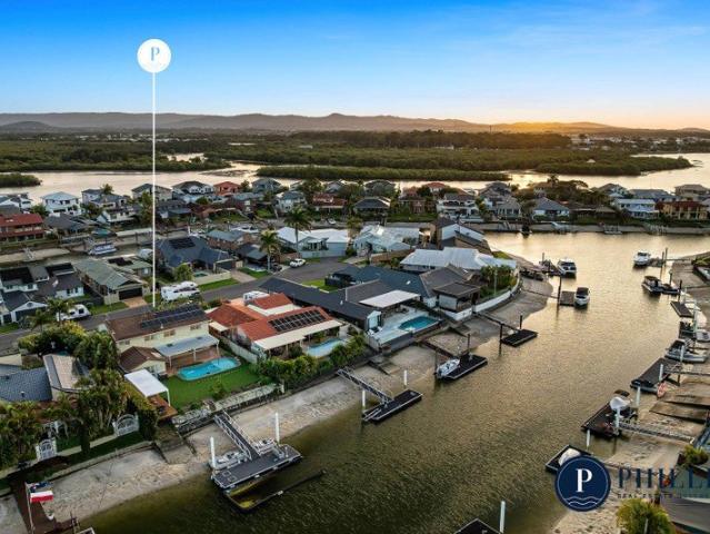An Expansive Waterfront Opportunity with the Perfect Aspect and Endless Potential!