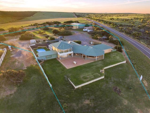 An Extraordinary Coastal Sanctuary with Unrivalled Views