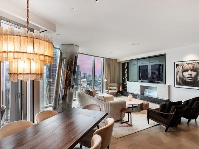 An Extraordinary Sky Residence with Iconic Sydney Harbour Views