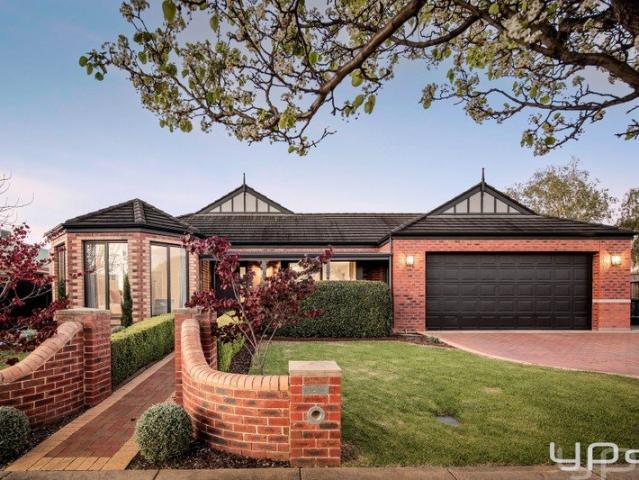 An Extraordinary Transformation Luxury Family Living on 999m²
