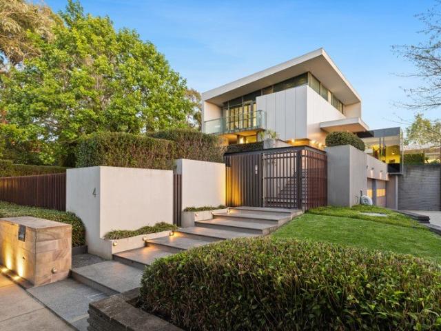 An Extraordinary 2,230sqm Golden Mile Estate Exceptional Building Quality and Timeless Contemporary Elegance