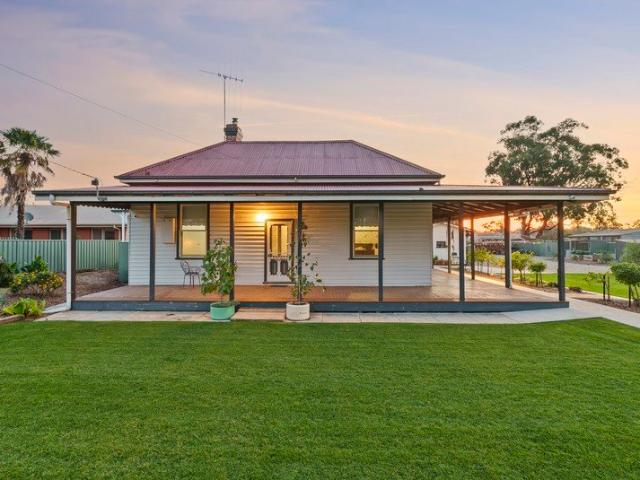 An Iconic Circa 1905 Residence in the Heart of Nathalia