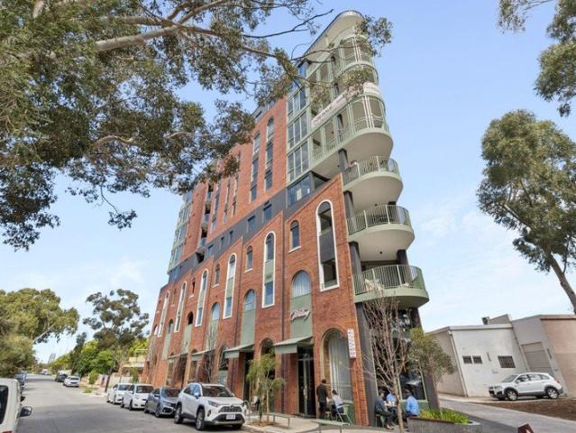 AN ICONIC ADDRESS North Facing Three Bedroom Residence at West Residences