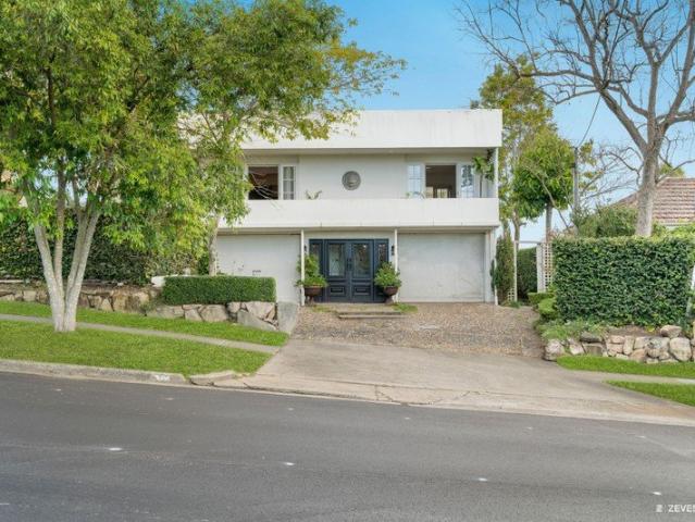 An Iconic Family Home with Sweeping Views and Genuine Dual Living