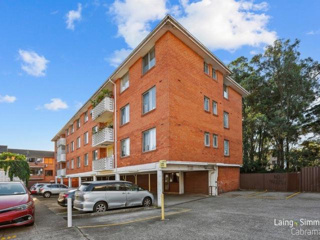 AN IDEAL OPPORTUNITY IN A CONVENIENT LOCATION