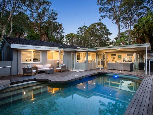 An Idyllic Single Level Retreat Designed for Relaxed Living