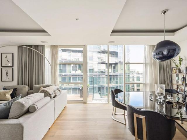 An immaculate duplex penthouse apartment with three roof terraces and views of the River Thames