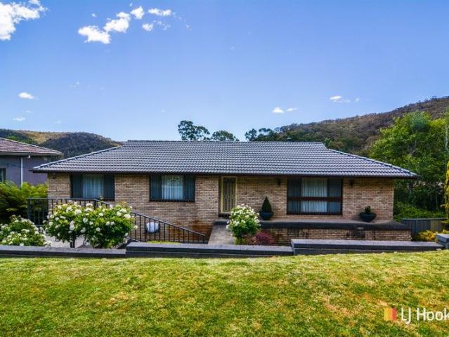 An Immaculate Family Home on 1214 Square Metres