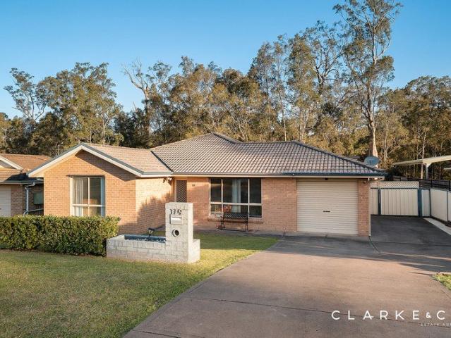 AN IMPRESSIVE FAMILY HOME WITH EXCEPTIONAL OUTDOOR SPACE!