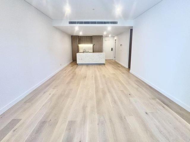 An Impressive Two Bedroom, 2 Bathroom In Prime Location