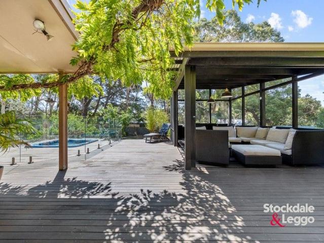 AN INCREDIBLE SURPRISE IN THE HEART OF INVERLOCH