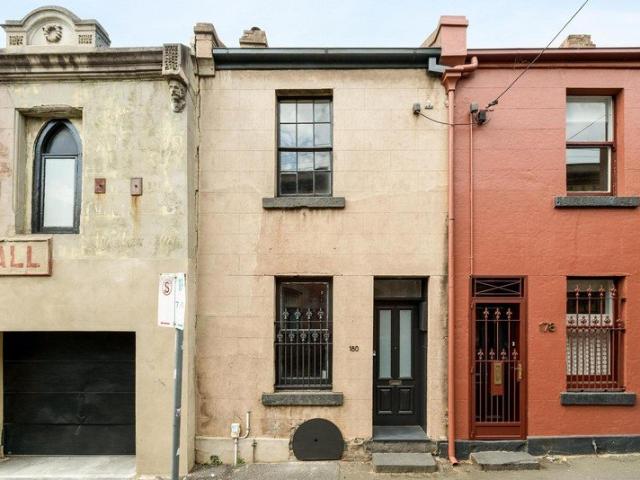 An individual home in an iconic precinct