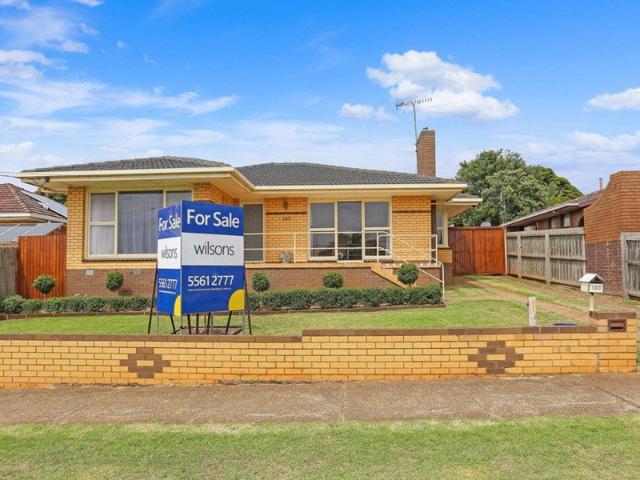 IMMACULATE FIRST HOME OR INVESTMENT