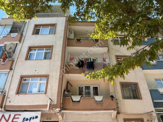 An ka'dan Zafer'de Ara Kat Bağımsız Odalı Kiralık Daire