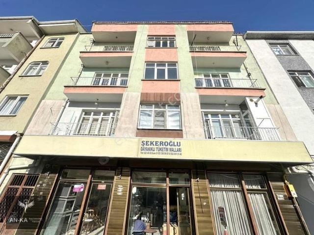 An ka'dan Çarşı Merkezde Ara Kat Yatırımlık 3+1 Fırsat Daire