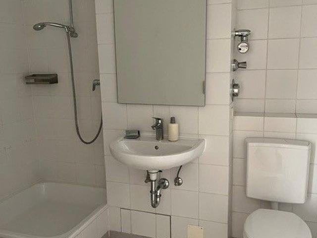 an Mietinteressierte ab 60 Jahren! 2 Zimmer Wohnung zu vermieten