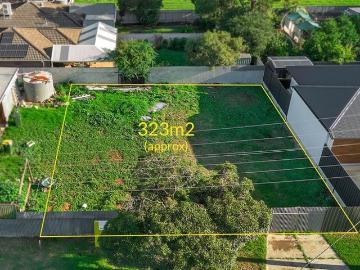 An Optimal Opportunity on Owen Street!