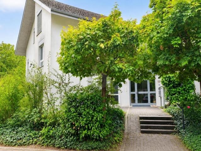 AN RUHIGER LAGE MIT VIEL PRIVATSPHÄRE!