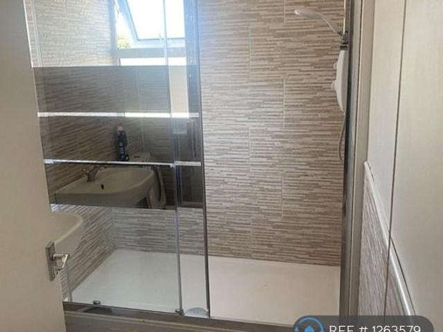 Annvera House, Gillingham, ME7 1 bed flat to rent £1,100 pcm £254 pw