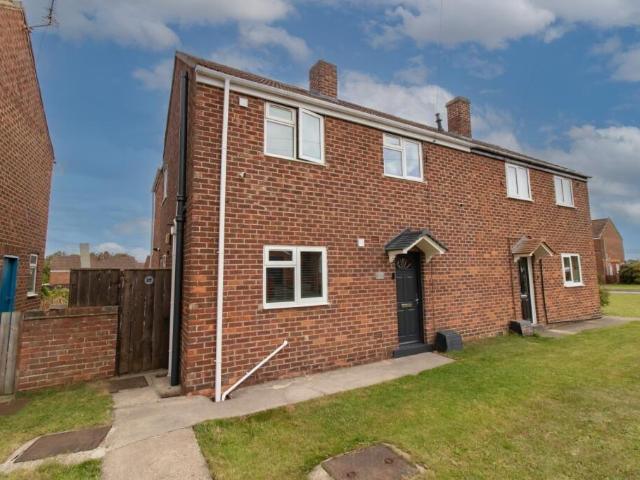 Ann Avenue, Kelloe, Durham 3 bed semi detached house to rent £750 pcm £173 pw