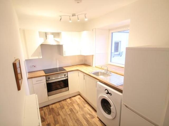 Ann Street, Dundee DD3, 2 bed flat to rent, £750 pcm | PrimeLocation