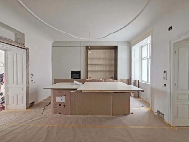 ANNAGASSE | AB SEPTEMBER 2026 | exklusive 3 Zimmer Altbauwohnung in historischem Innenstadt Palais | ERSTBEZUG