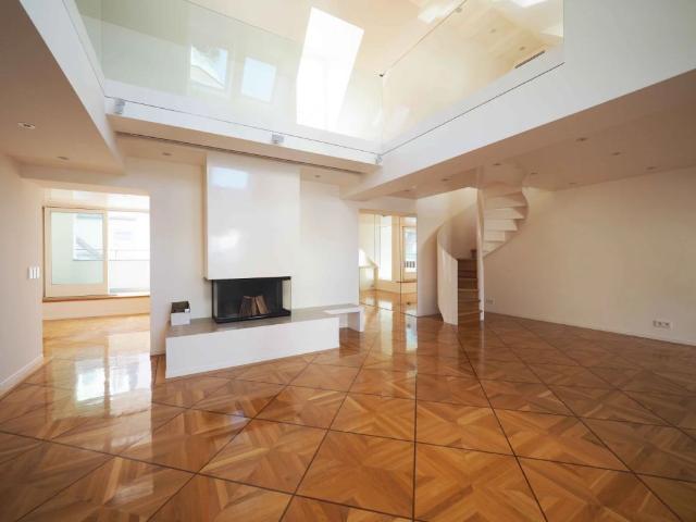 ANNAGASSE | außergewöhnliche 3 Zimmer DG Maisonette mit Terrasse in historischem Innenstadt Palais | extraordinary 3 room rooftop duplex with terrace in historic downtown palais