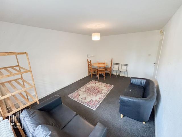 Anne Goodman House, Jubilee Street, Tower Hamlets E1, 3 bed flat to rent, £2,800 pcm | PrimeLocation
