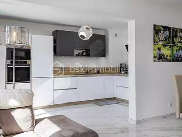 Annecy 74000 Achat / Vente appartement 7 pièces t7 au dernier étage terrasse
