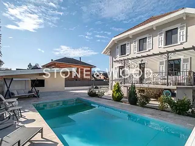 Annecy 74000 Achat / Vente maison 10 pièces t10 piscine