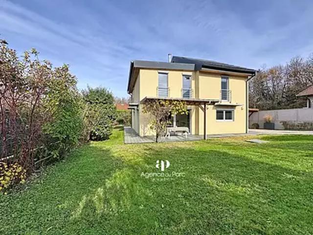Annecy 74000 Achat / Vente maison 6 pièces t6 parking