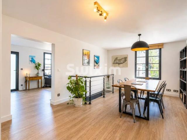 Annecy – Appartement T5 rénové avec terrasse – Garage en opt. 115m² Annecy