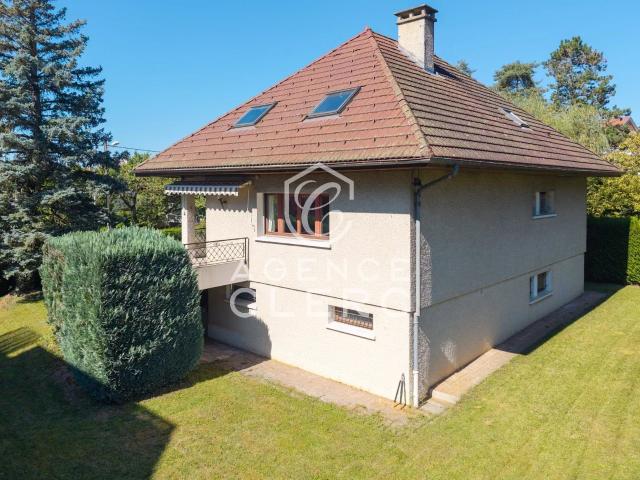 Annecy le Vieux, maison familiale, à deux pas du lac