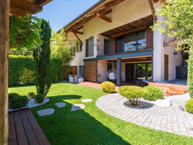 ANNECY LE VIEUX Superbe T4/5 Duplex de 157 M2 avec piscine chauffée, jardin privatif et mazot