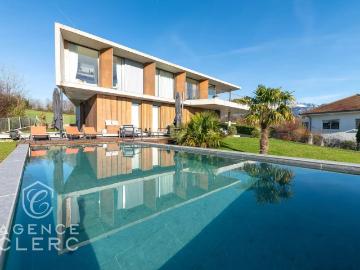 Annecy le Vieux, villa contemporaine belle vue lac