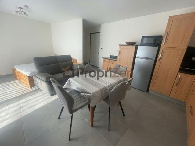 Annecy T1 meublé 33m², 2ème étage, proche centre