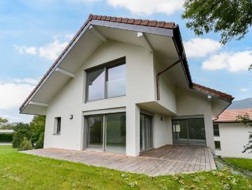 Annecy Villa 6 pièces 235 m² et rez de jardin115 m²