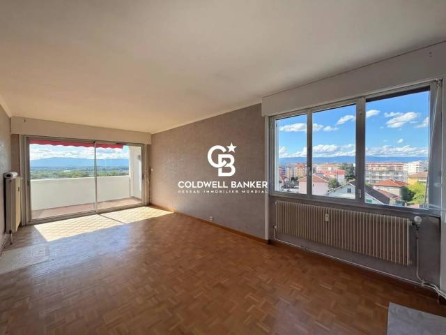 Annemasse – Grand T3 avec balcon et vue dégagée sur le Salève